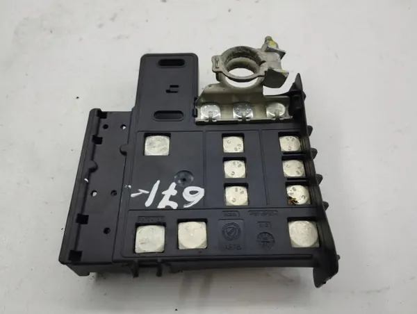 Maserati Quattroporte 2010 akkurele OEM AMD95097 image 4