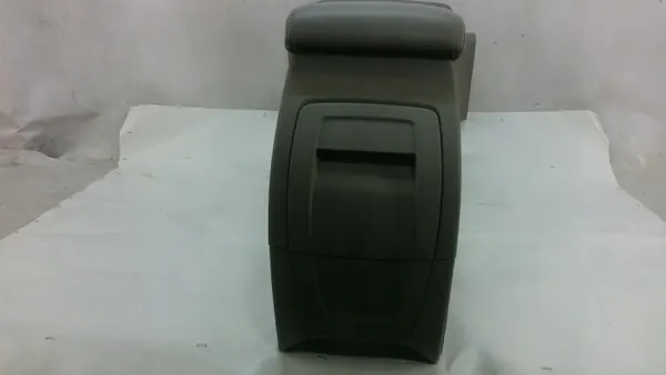 Middenconsole armsteun OEM 9682290777 beige leer image 4