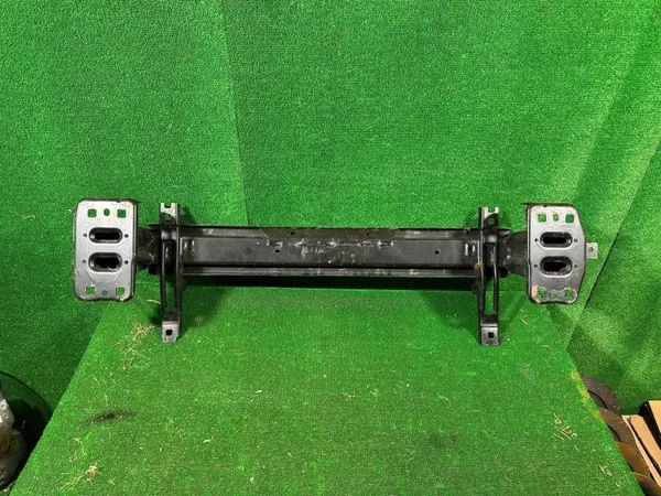 Viga do para-choques dianteiro Ford Fiesta MK8 OEM PIA02F0128 image 6