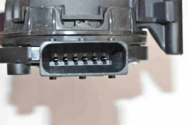 Gaspedal Chevrolet Cruze 2.0L OEM 13252704 image 6