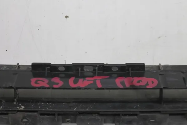 Rejilla de parachoques delantero AUDI Q3 LIFT 2015-2018 8U0807683C image 2