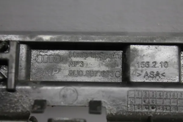 Rejilla de parachoques delantero AUDI Q3 LIFT 2015-2018 8U0807683C image 3