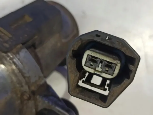 Imupumppu Volvo S80 II 2.5L 2007 OEM 31317445 image 3