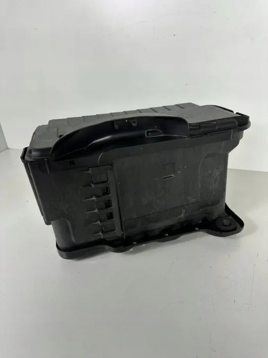 Cobertura base bateria Mercedes-Benz GLA OEM A2465410105 image 4