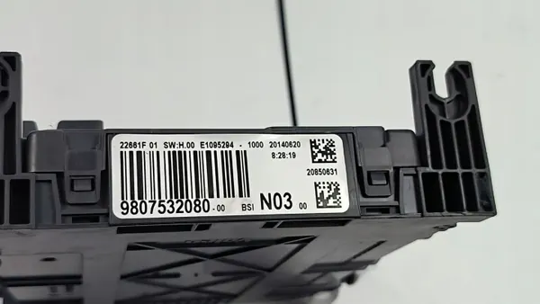 Säkringslåda OEM 980753208000 för Peugeot 208 1.2L image 4