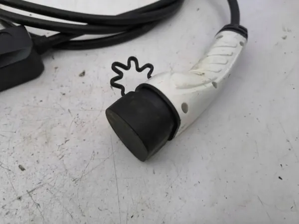 Tesla Model S 2014 EV-latauskaapeli OEM AMD131503 image 4