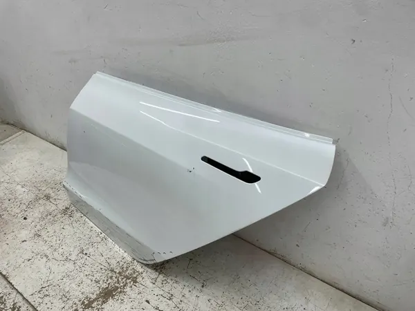 TESLA MODEL 3 17- Vänster Bakdörr image 4