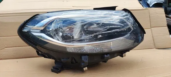 Voorlamp Mercedes B-Klasse 246 Lift image 3