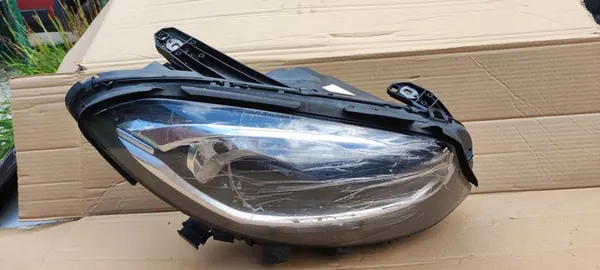 Voorlamp Mercedes B-Klasse 246 Lift image 9