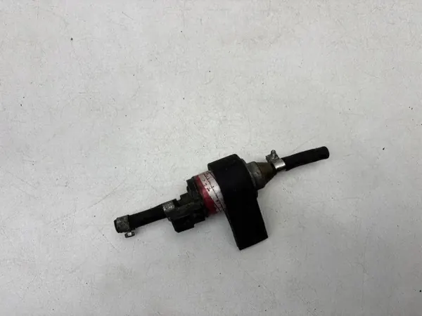Webasto Polttoainepumppu Putki Audi A8 D3 4.0 V8 TDI 443963303A image 2