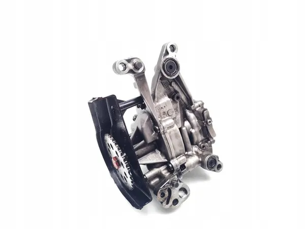 Vauxhall Astra Olja Pump 1.6 CDTi Diesel 55573786 image 5