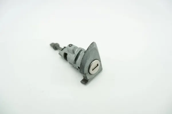 Interruptor de encendido OEM 3C0905843T VW Passat B7 image 4
