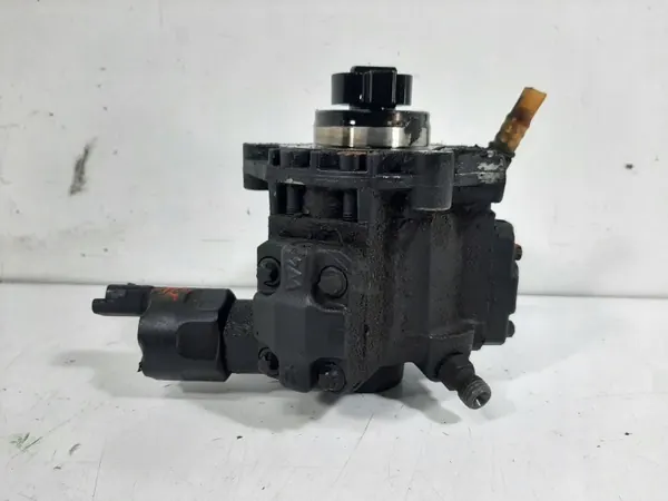 Bomba de combustible Volvo V50 2.0D 05R OEM 9654615580 5WS40163 image 3