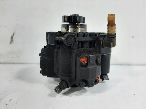 Bomba de combustible Volvo V50 2.0D 05R OEM 9654615580 5WS40163 image 4