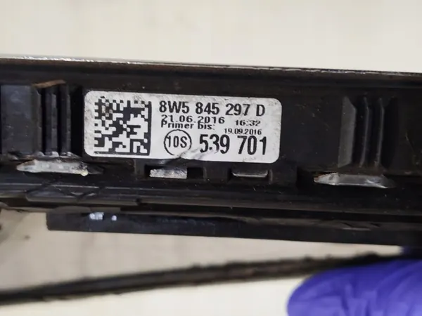 Vitre arrière gauche Audi A4 B9 Berline OEM 8w5845297d image 3