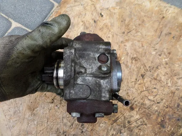 Kraftstoffinjektionspumpe Toyota Avensis T27 D4D Denso image 6