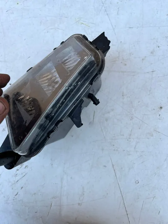 VW GOLF 7 GTI 2016-2019 LIFT HALÓGENO DIREITO FRONTAL image 2