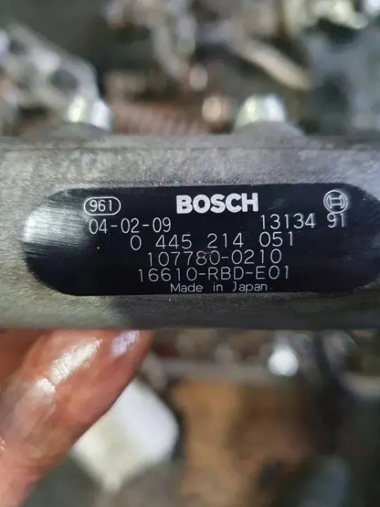 Honda OE 0445214051 Einspritzschiene - Gebraucht image 3