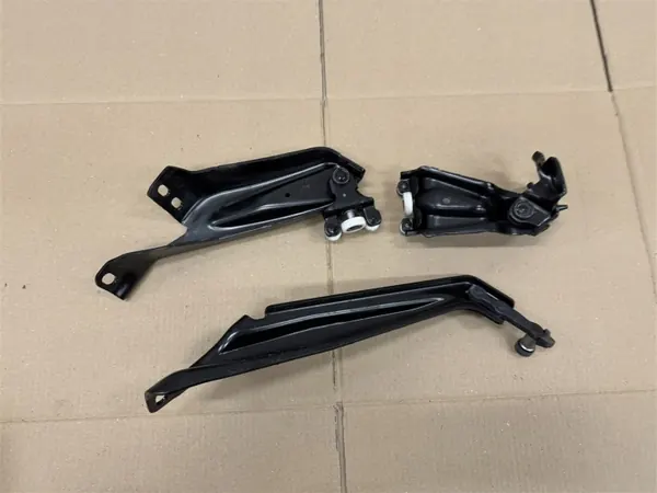 Jeu de rouleaux OEM R2X6-V25028-AC porte coulissante droite image 4