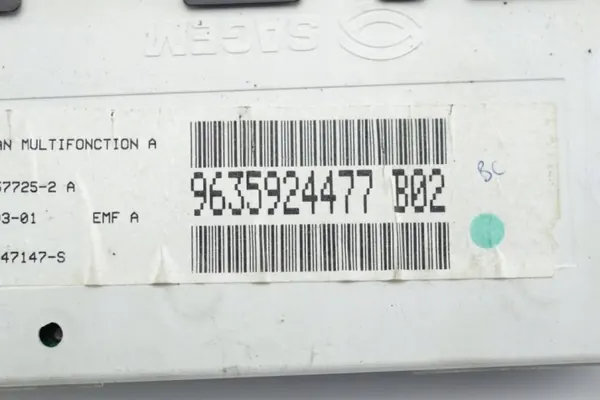 Ecrã usado OEM 9635924477 B02 para Citroen C5 I image 5