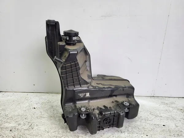 AdBlue-tank OEM A2064707402 voor Mercedes C-Klasse W206 image 2