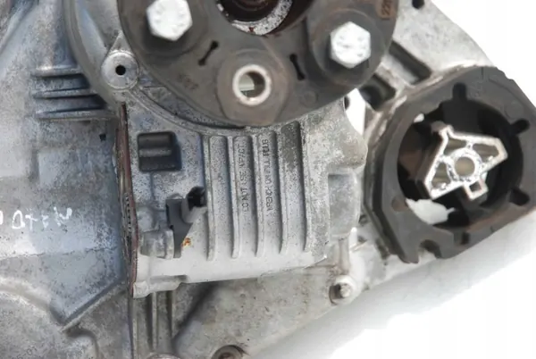 BMW E70 X5 3.0sd 3.0si Växellåda Reducer 7599886 image 7