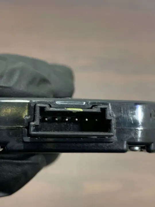 Sensor de posición de dirección OEM C68301XA Opel Insignia image 4