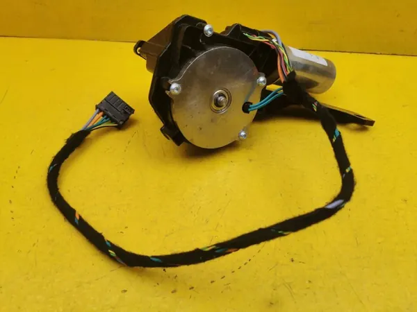 VW T7 Türfeststeller OEM 7T0843459D (3x) image 4