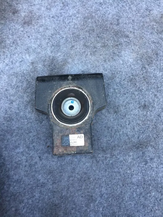 BMW 6877100-02 Brückenschwingungsdämpfer - Gebraucht image 2