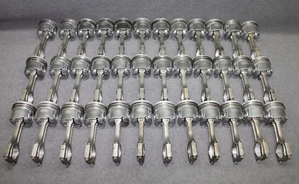 BMW F30 F32 F10 E70 F15 F01 3.0D 3.5D N57D30A/B - PISTON 84L110 ROD 911 image 4