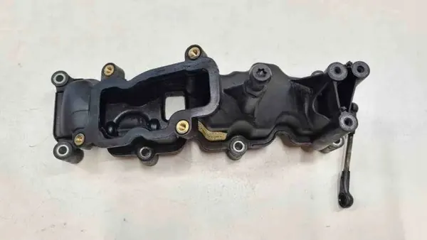Gebrauchtes Ansaugrohr OEM Z059129711CG für Audi A4 image 3