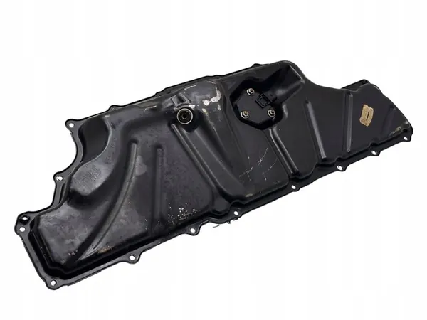 Audi A8 S8 D5 2017 Oljetank image 6