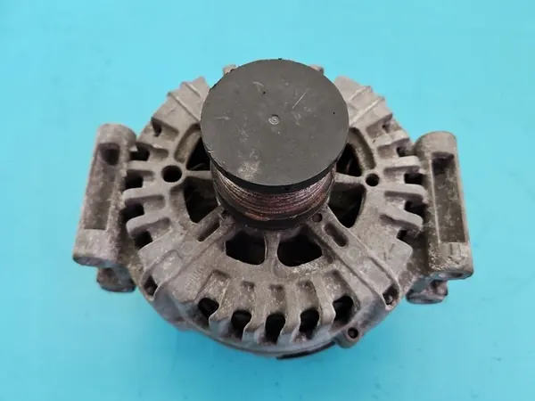 Vaihtovirtageneraattori Mercedes Vito W447 14- A0009062700 image 2