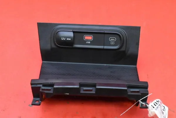 USB-C Lader Aansteker Socket 84630-R2000WK KIA Sportage 5 image 2