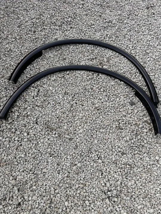 Salpicadero trasero Dodge Durango OEM Listwa - Izquierda/Derecha image 2