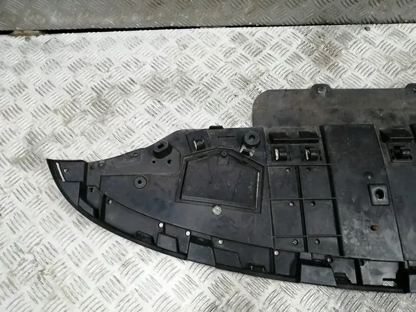 RENAULT TWINGO III Stötfångarskydd 622352395R image 2