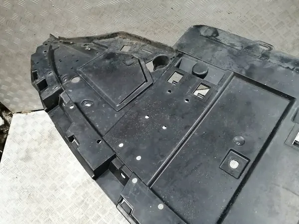 RENAULT TWINGO III Stötfångarskydd 622352395R image 5