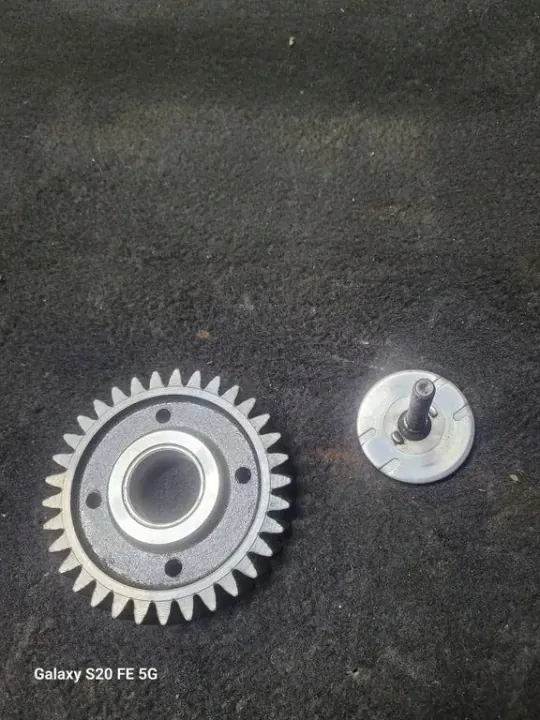 VW Zahnrad OEM 070109437B für 2.5L Diesel image 3