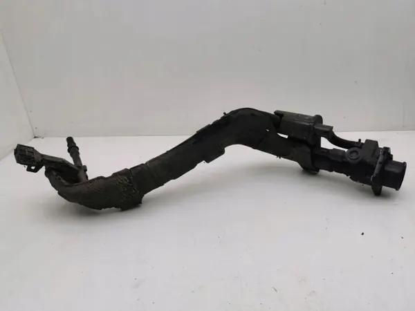 Kia Niro 2019 Bränslefyllningshals OEM AMD116977 image 4