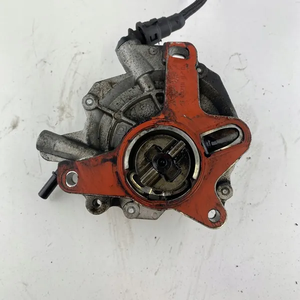 Imupumppu Citroen Peugeot Ford Mondeo 2.0 BlueHDI OEM image 4