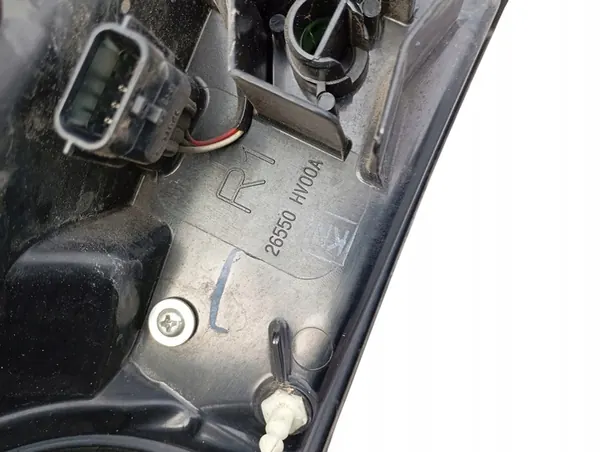 Höger Baklykta Nissan Qashqai J11 Lift OE 26550HV00A image 8