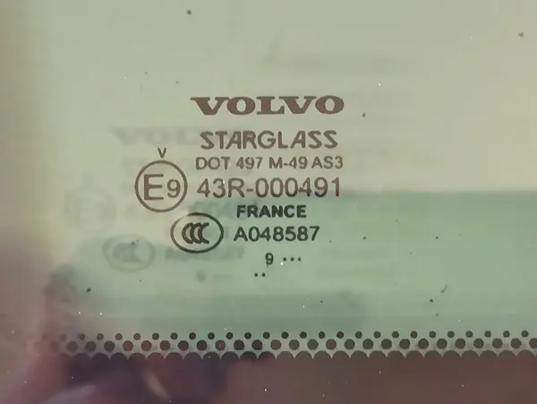 Vitre latérale arrière gauche OEM 30779376 Volvo XC90 image 3