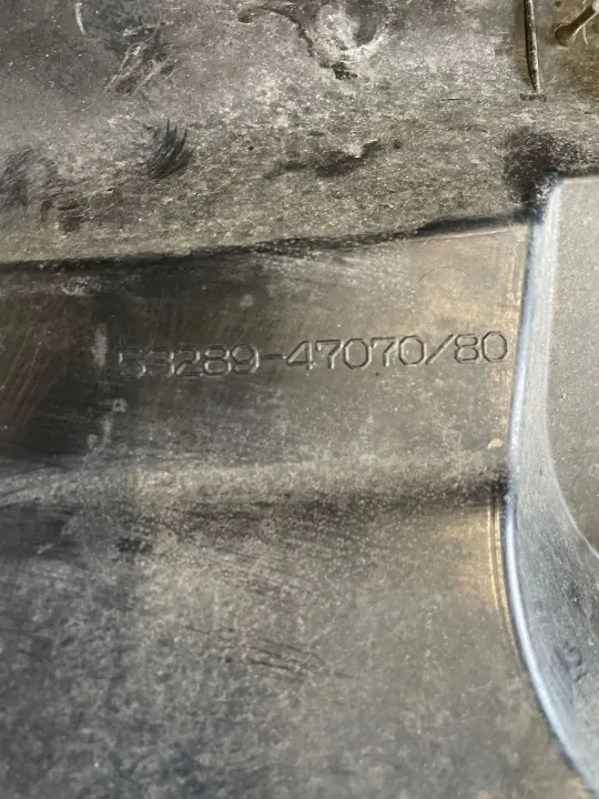 Capa de cinto dianteiro OEM 5328947070 Toyota Prius IV image 9