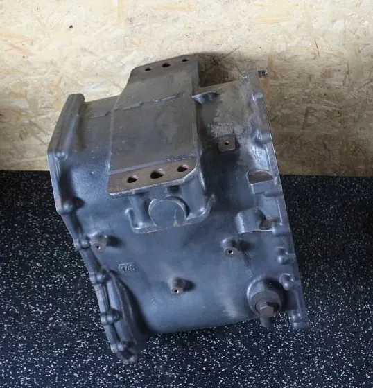 OEM 2433418 Getriebegehäuse Mitte für MAN TGX/Scania image 2