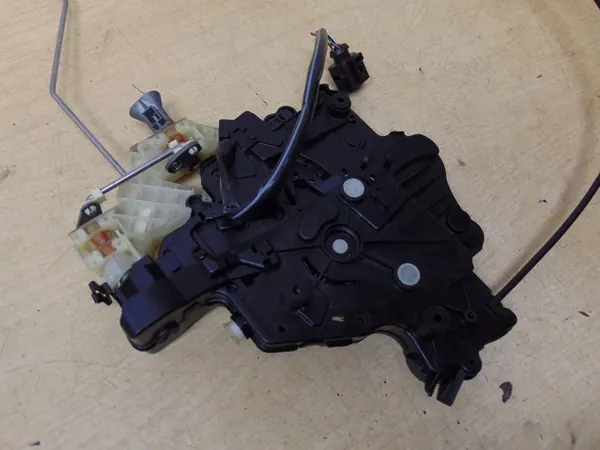 Schiebetürschloss links VW Caddy III image 5