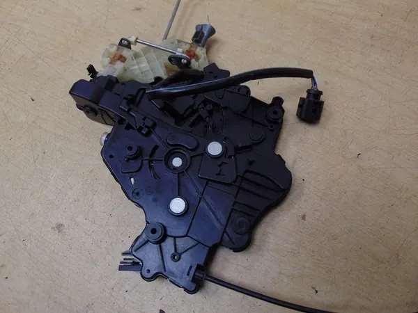 Schiebetürschloss links VW Caddy III image 8