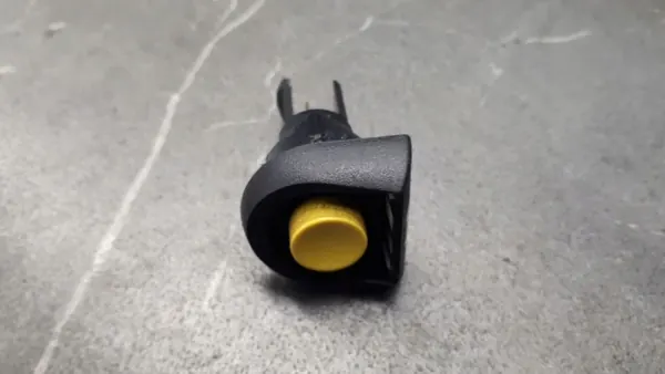 4607071 Kofferraumöffner Schalter New Yorker image 2