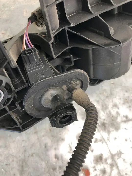 Kytkin Jarrupoljin OEM 2N1721031 VW Crafter image 5