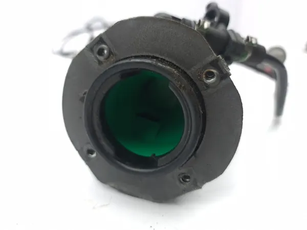Cuello de llenado combustible Maserati Quattroporte 2008 OEM 212487 image 8
