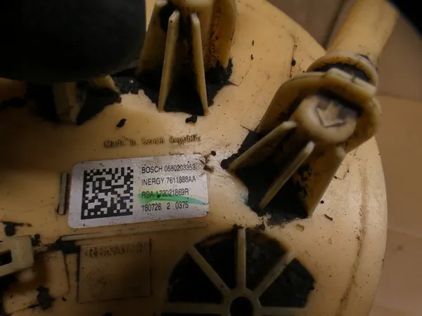 Bomba de combustível Renault Trafic IV 172021869R image 2